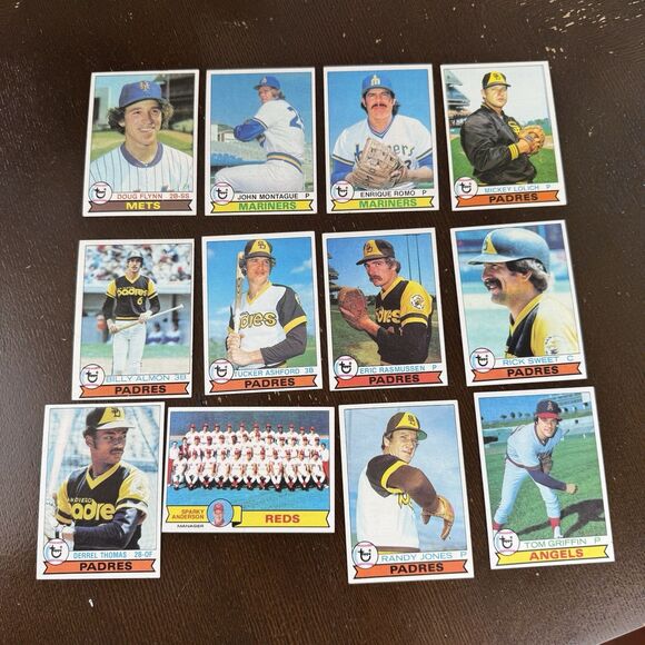 1979 Topps Baseball 12 Card Lot w Cincinnati Reds Team 259 Mickey Lolich 164 - Picture 1 of 13
